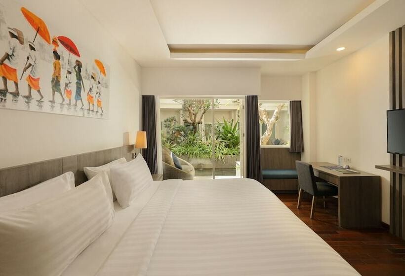 Номер Deluxe Вид на Озеро, Aston Canggu Beach Resort