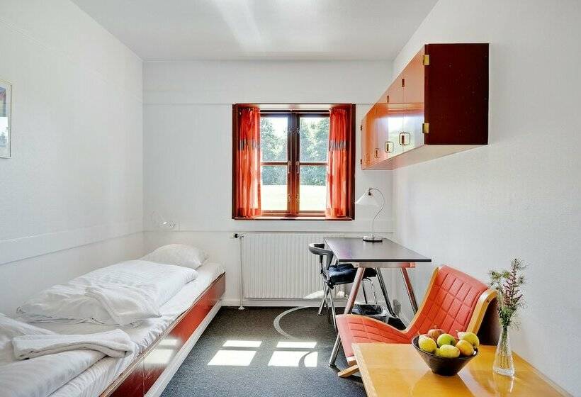 Номер Стандарт, Danhostel Hillerød
