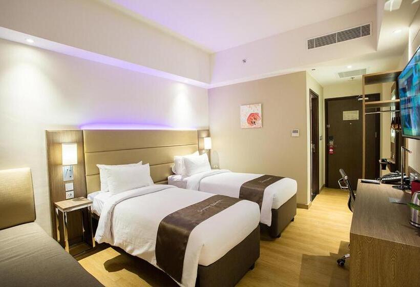 חדר סופריור, Bigland Hotel & Convention Sentul