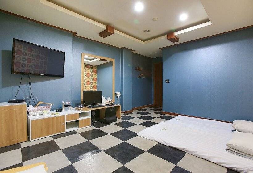 Номер Стандарт, Chuncheon Hotel Ritz