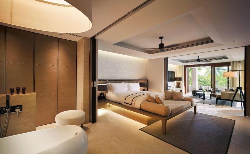 Люкс Кровать Кинг, The Ritz Carlton Koh Samui