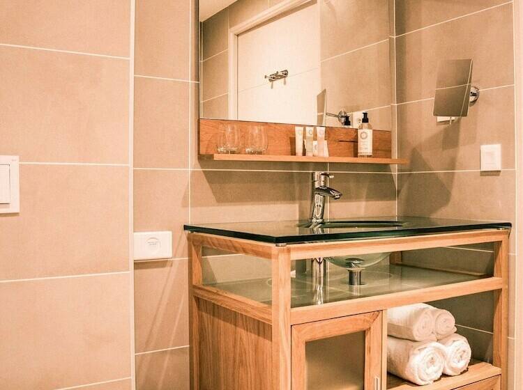 발코니 수피리어 룸, Best Western Plus  Antibes Riviera