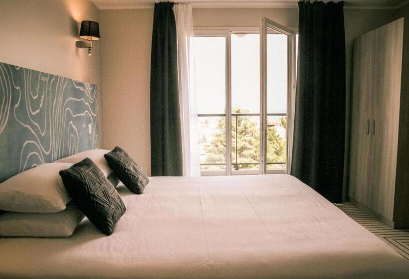 수피리어 트리플 룸, Best Western Plus  Antibes Riviera