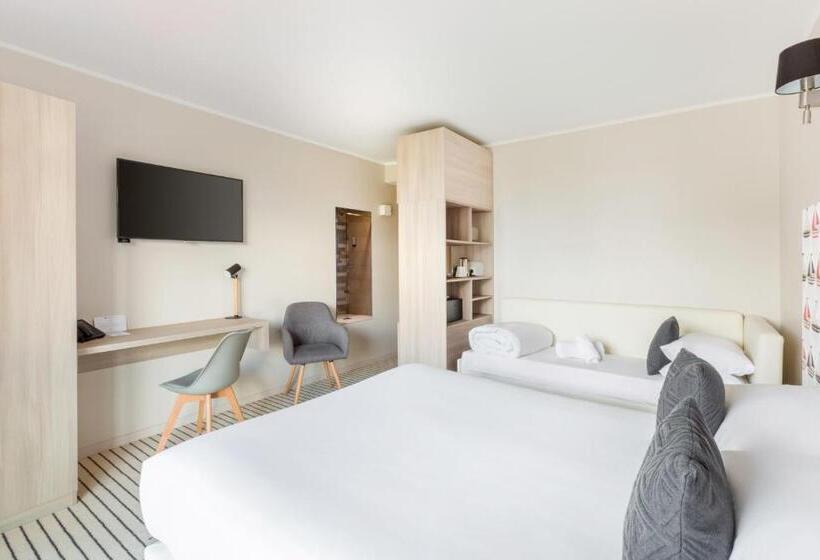 수피리어 트리플 룸, Best Western Plus  Antibes Riviera