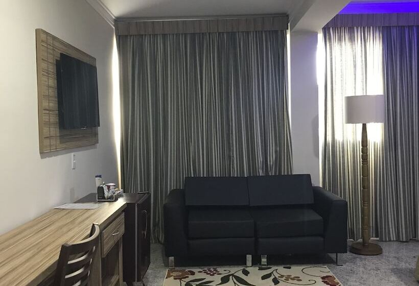 سوییت سوپریور, Dan Inn Campos Do Jordao