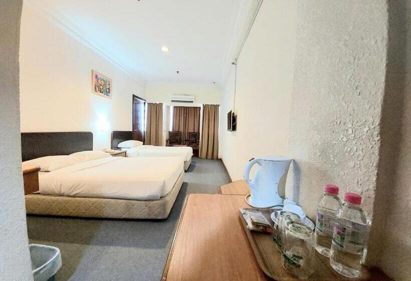 디럭스 트리플 룸, Sutera Inn Prima