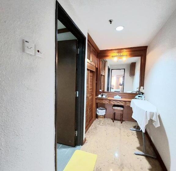 이그제큐티브 스위트, Sutera Inn Prima