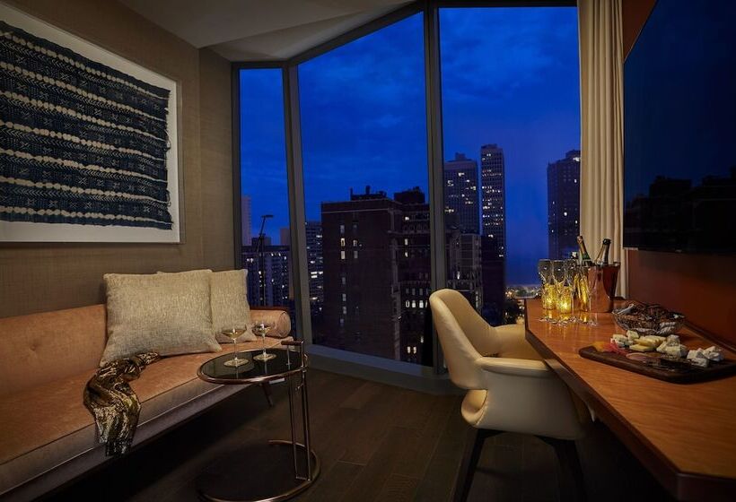 סוויטה מותאמת לאדם עם מוגבלויות, Viceroy Chicago