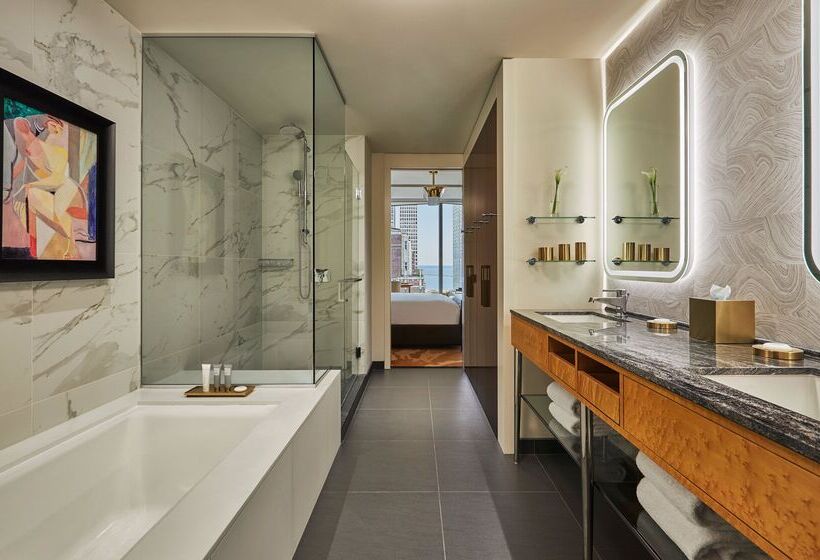 חדר סטנדרט עם מיטת קינג, Viceroy Chicago