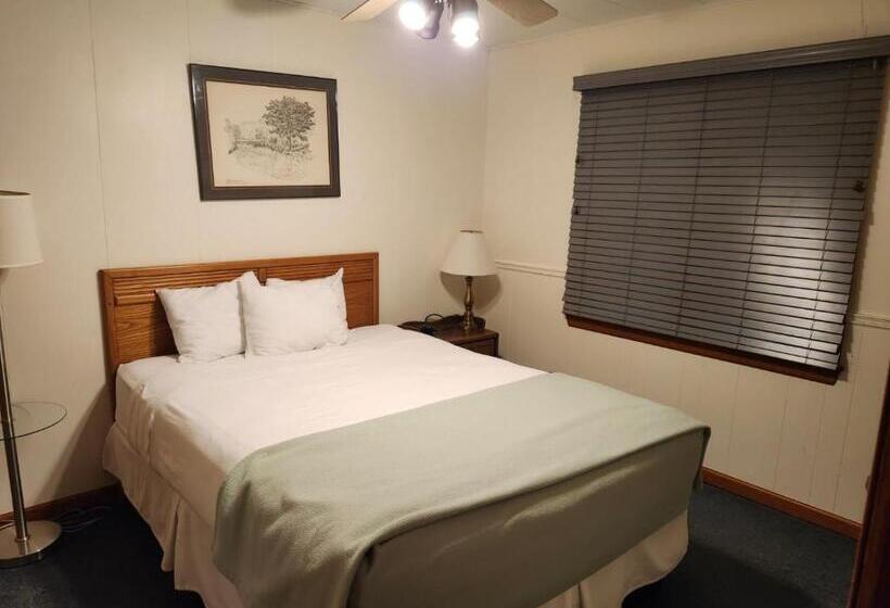 Номер Стандарт Трехместный, Montauk Lodge