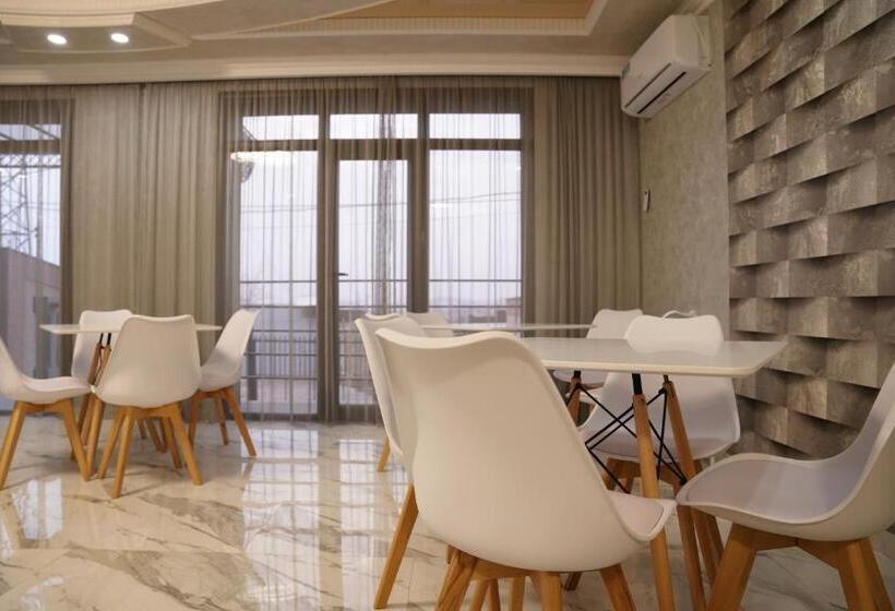 اتاق لوکس با بالکن, Mini Hotel Ocean
