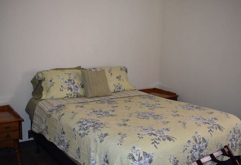 Люкс, Hermann Crown Suites