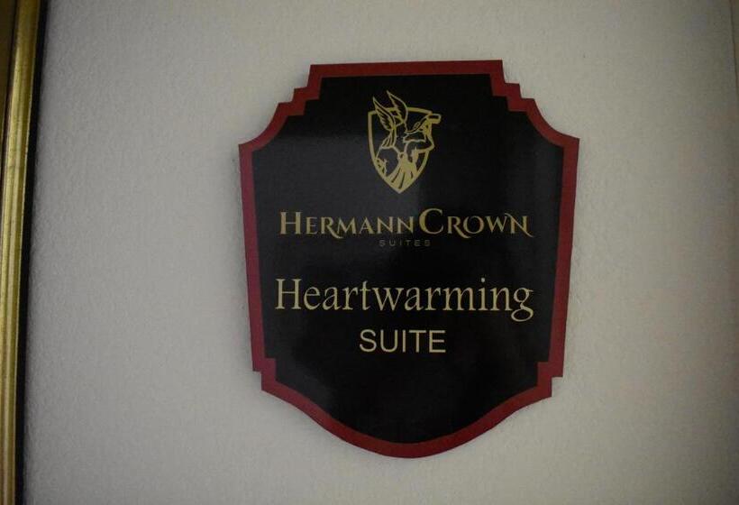 Люкс Адаптированный для Инвалидов, Hermann Crown Suites