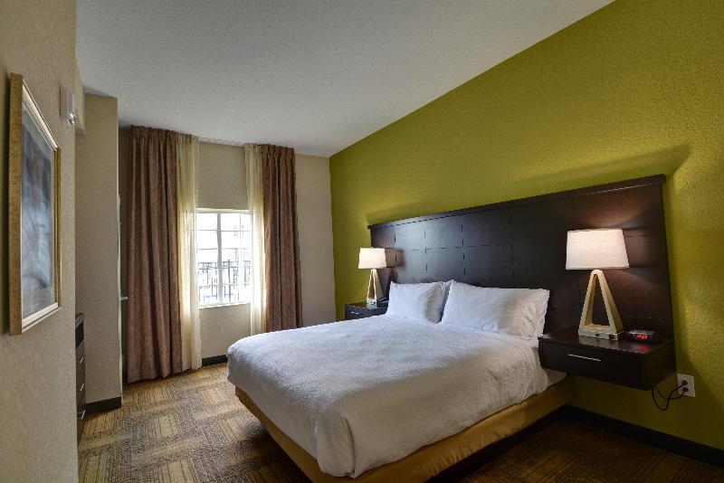 Люкс 2 Спальни, Staybridge Suites Lakeland West