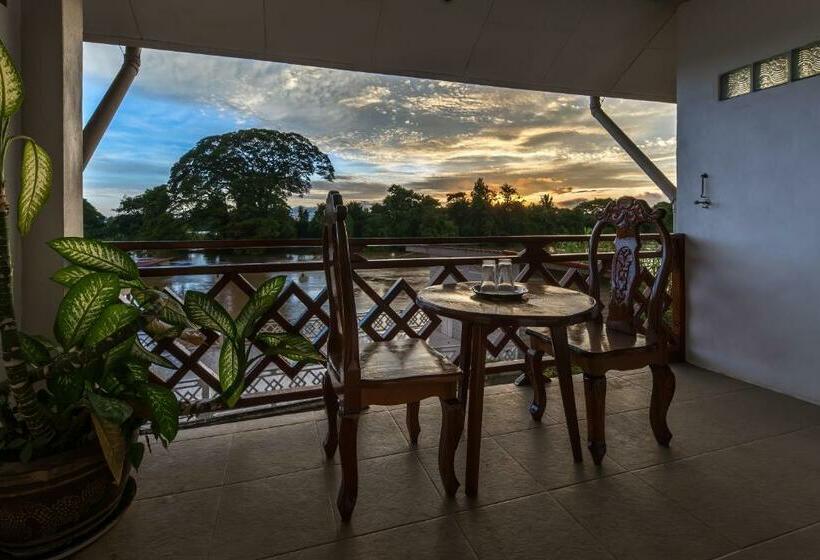 Номер Стандарт с Балконом, Baba Guesthouse
