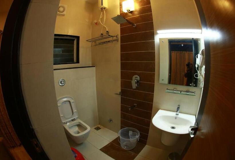 Номер Deluxe, D Breeze Suites