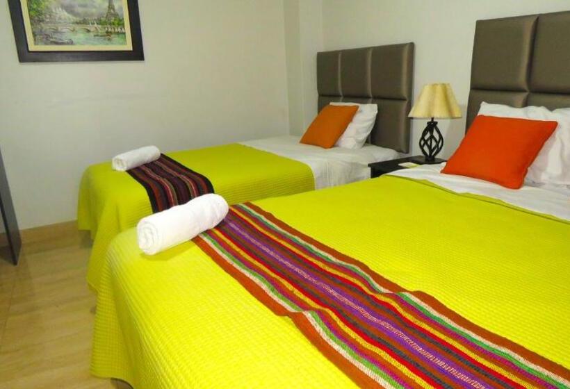 חדר משפחתי דלוקס, Hostal Mica