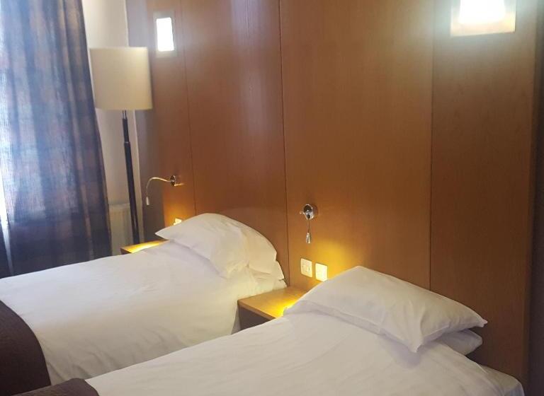 Номер Economy, The Renishaw Rooms