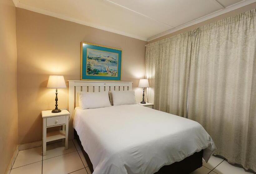 Номер Стандарт Вид на Сад, My Den Beachfront B&b And Self Catering