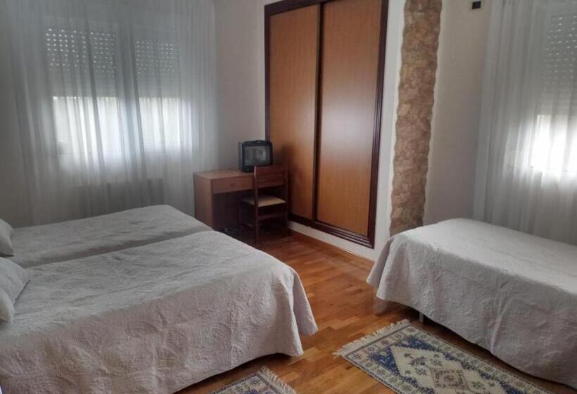 Номер Стандарт Трехместный, Arume