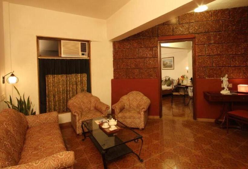 家庭套房, Konkan Crown Resort & Club