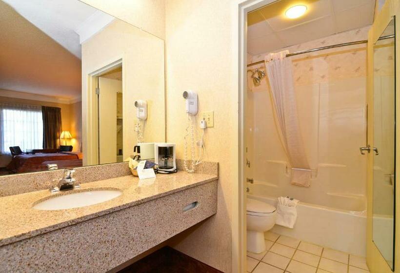 Номер Стандарт 2 Двуспальные Кровати, Peach State Inn & Suites