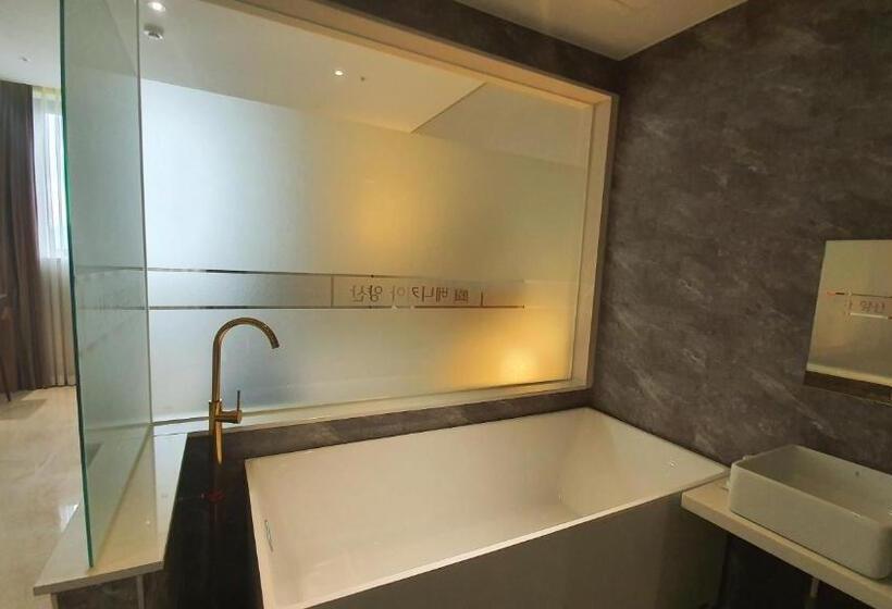 اتاق لوکس, Benikea Hotel Yangsan