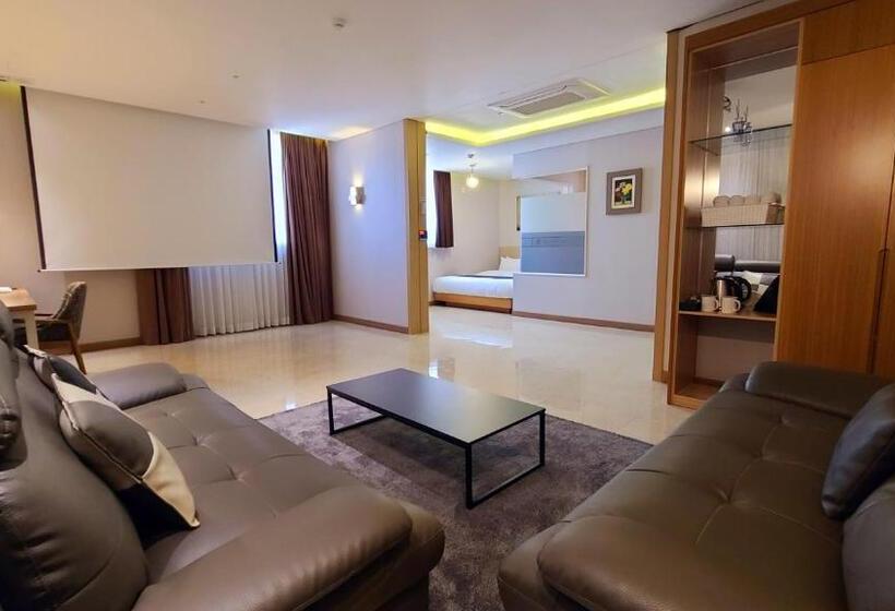 سوییت, Benikea Hotel Yangsan