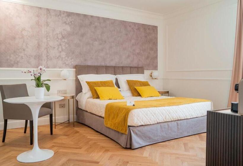 Номер Deluxe, Palazzo Franceschini