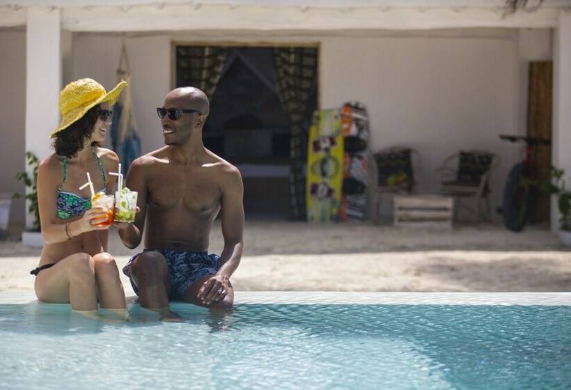 Номер Стандарт Двуспальная Кровать, The Loop Beach Resort