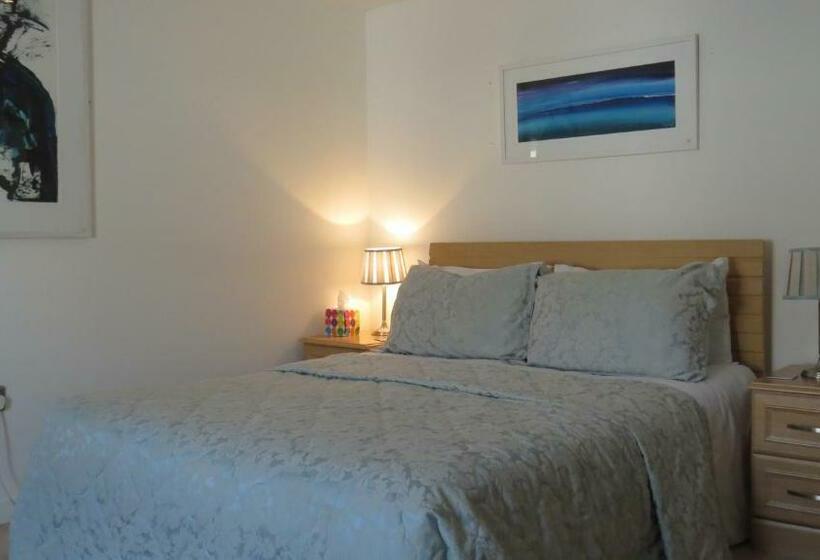 Номер Deluxe, The Boat House Bed And Breakfast
