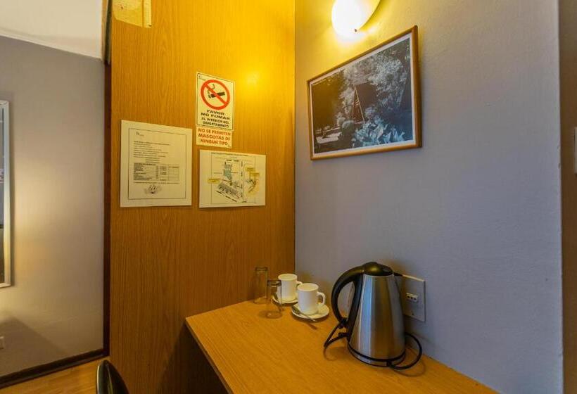 سوئیت با بالکن, Apart Hotel La Herradura   Caja Los Héroes