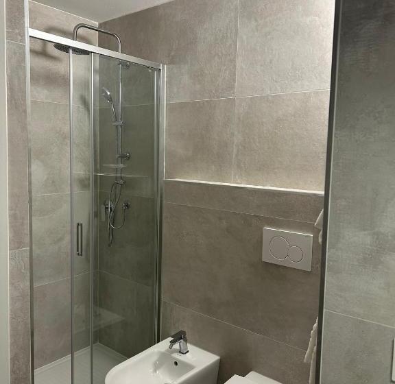 اتاق استاندارد, Affittacamere Montale