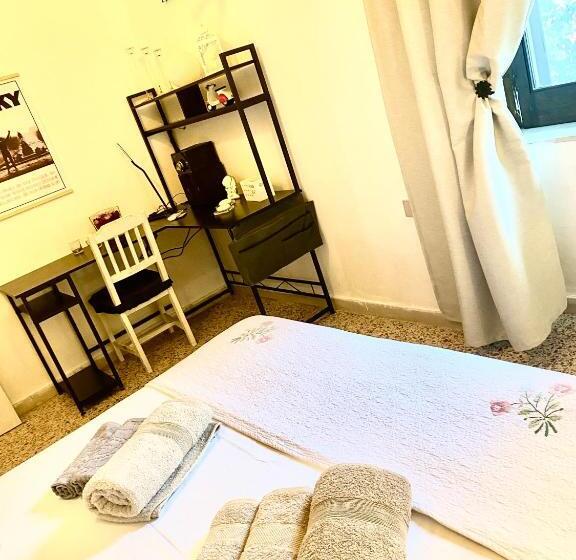Семейный Номер, La Casa Di Polly