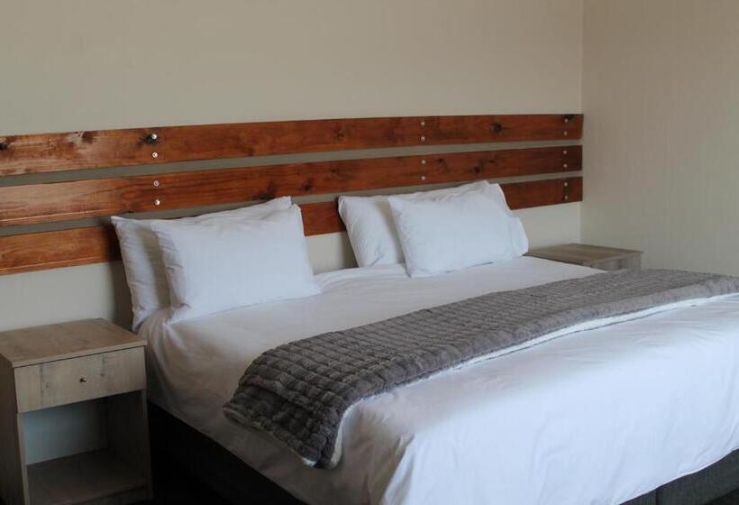 Семейный Номер Superior, The Courtyard B&b