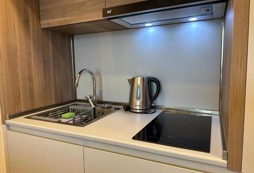 1 Bedroom Apartment Mountain View, Beautiful Apartments Near The Sea Adlia Street