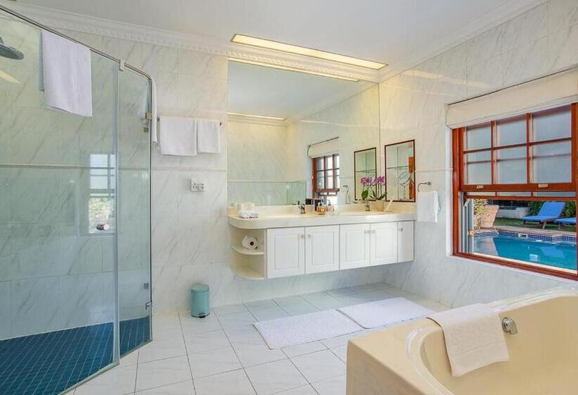 Номер Deluxe Кровать Кинг, Franschhoek Manor Luxury Boutique Guesthouse