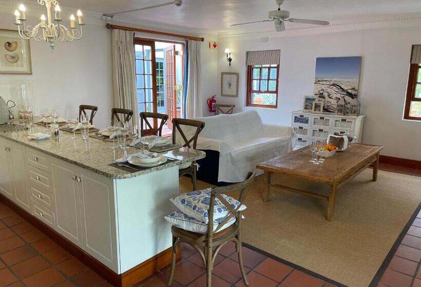 Номер Стандарт Вид на Парк, Franschhoek Manor Luxury Boutique Guesthouse