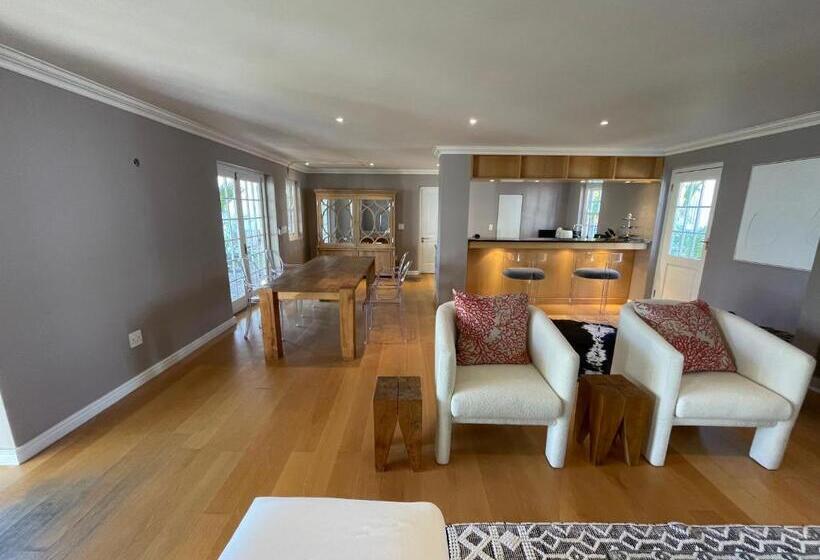 Дом 1 Спальня, Franschhoek Manor Luxury Boutique Guesthouse