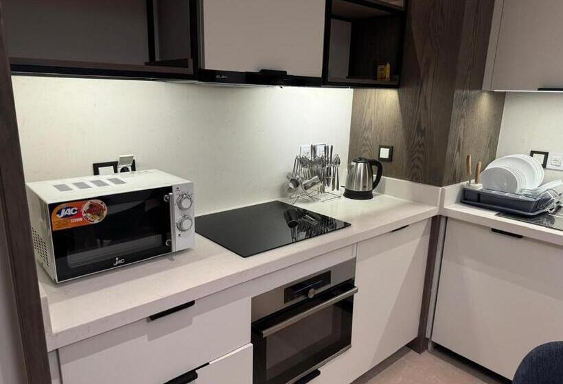 سوییت, Address Beach Marassi Residence
