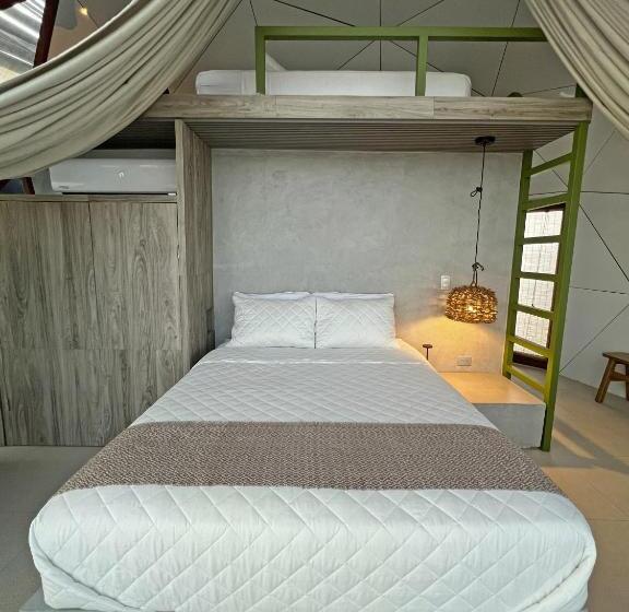 اتاق خانوادگی با چشم‌انداز دریا, Almare Zonte   Beachfront Glamping