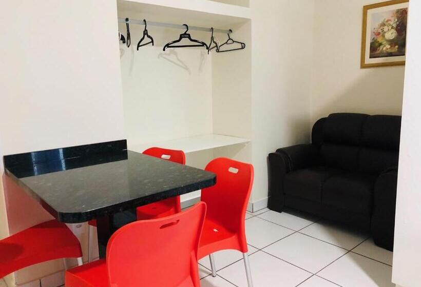 Студия Стандарт, Chemin Suites