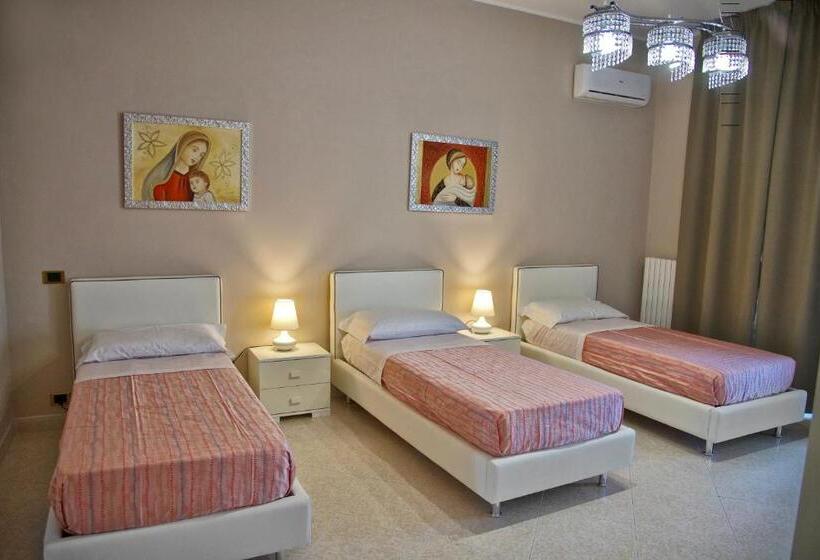Quarto Triplo Estandar, B & B Quadrifoglio