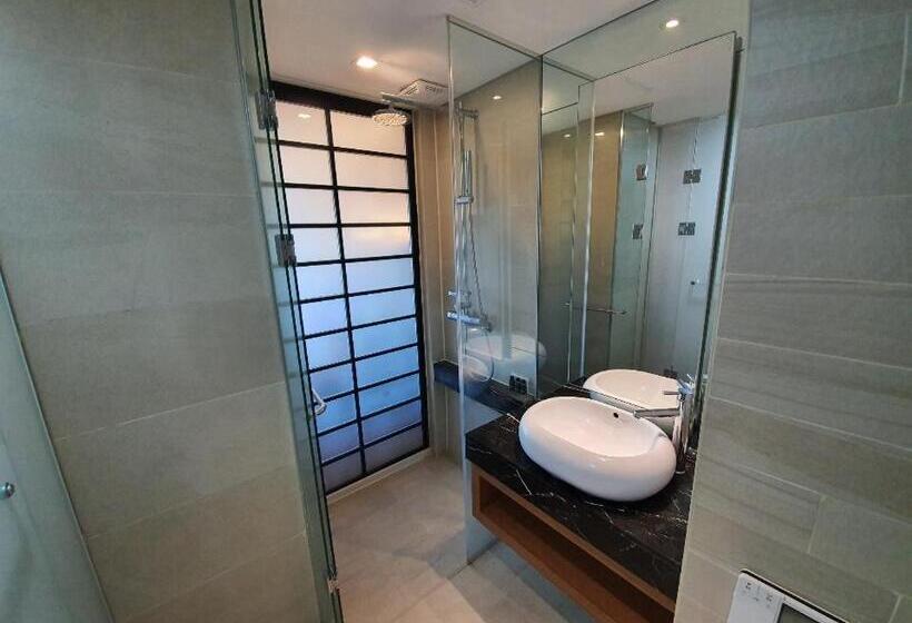 اتاق لوکس با تخت بزرگ, Golden Tulip Jeju Seongsan