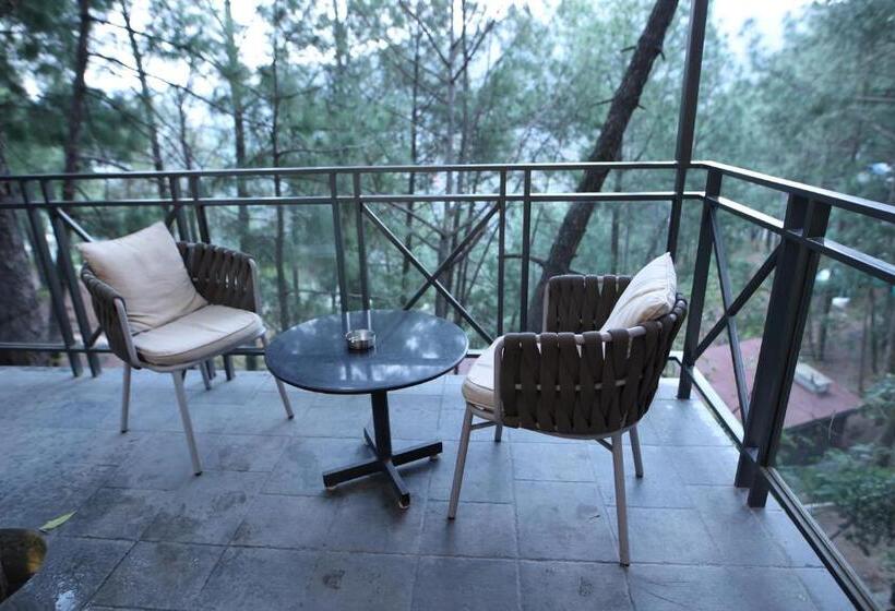 스탠다드 룸 산 전망, Kasauli Hills Resort