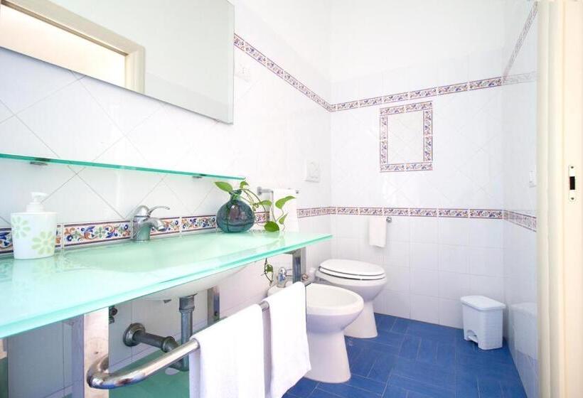 Номер Стандарт, La Casa Del Sole   Beachfront B&b   Anzio