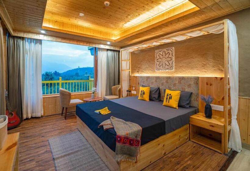 اتاق سوپریور با چشم‌انداز, The Hosteller Old Manali, Manu Temple