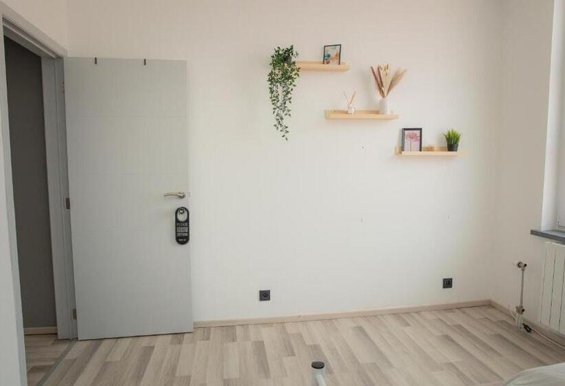 Номер Basic, Agréable Et Charmante Maison