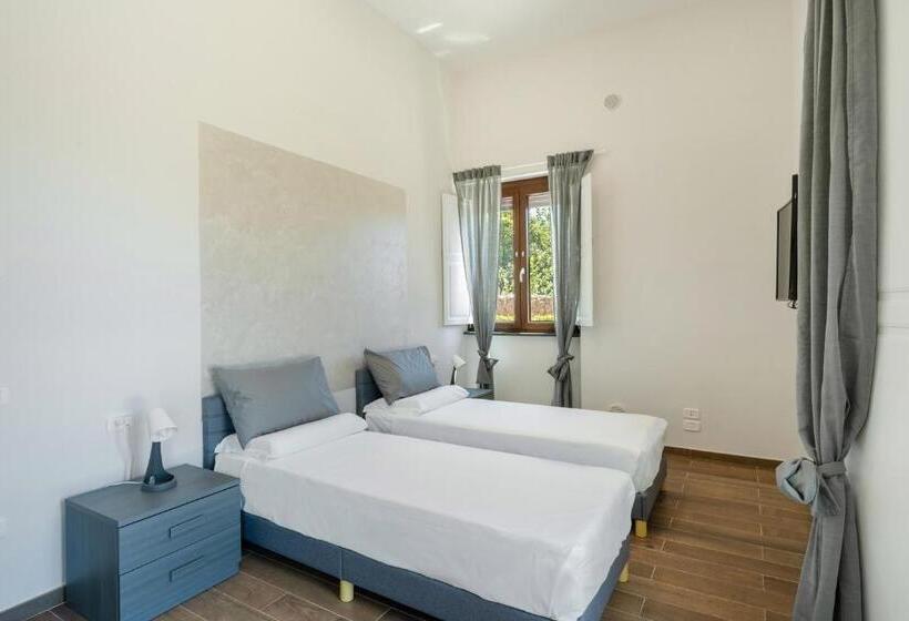 Номер Superior с Террасой, La Maison Chic