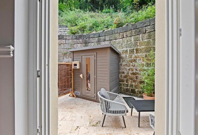 Апартаменты 2 Спальни с Террасой, Residenz Hugo